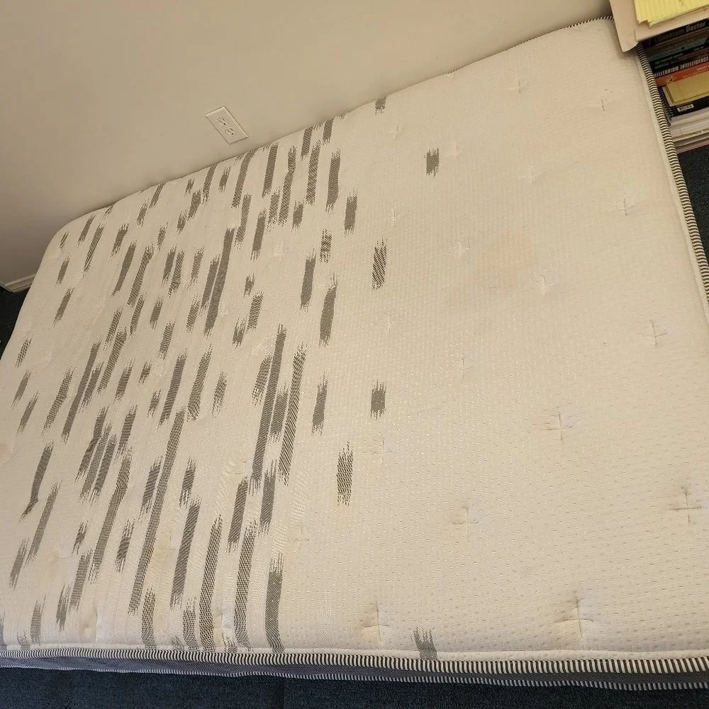ZINUS 10 Inch Extra Firm Mattress FULL - $99 (LOS ANGELES)